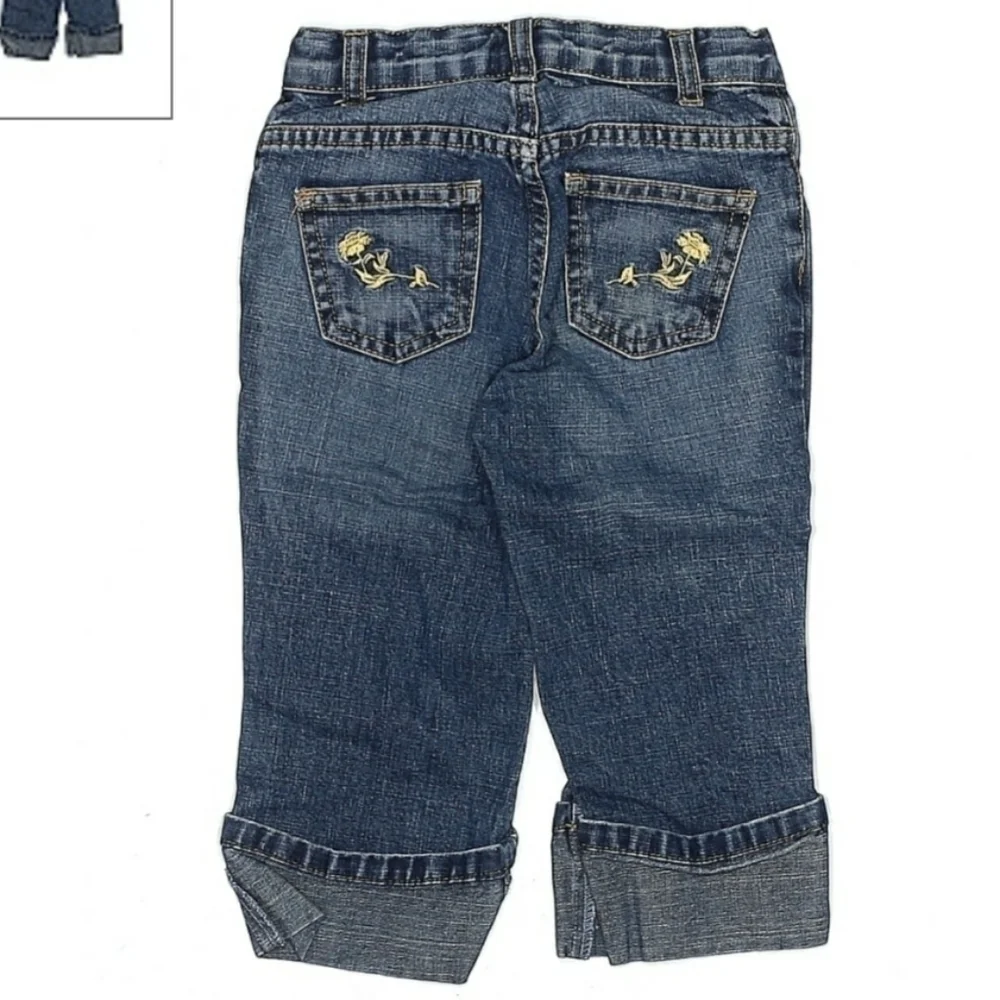 Old Navy Cuffed Pedal Pushers Jeans Capris Girl's Size 5 Slim Casual Embroidered
